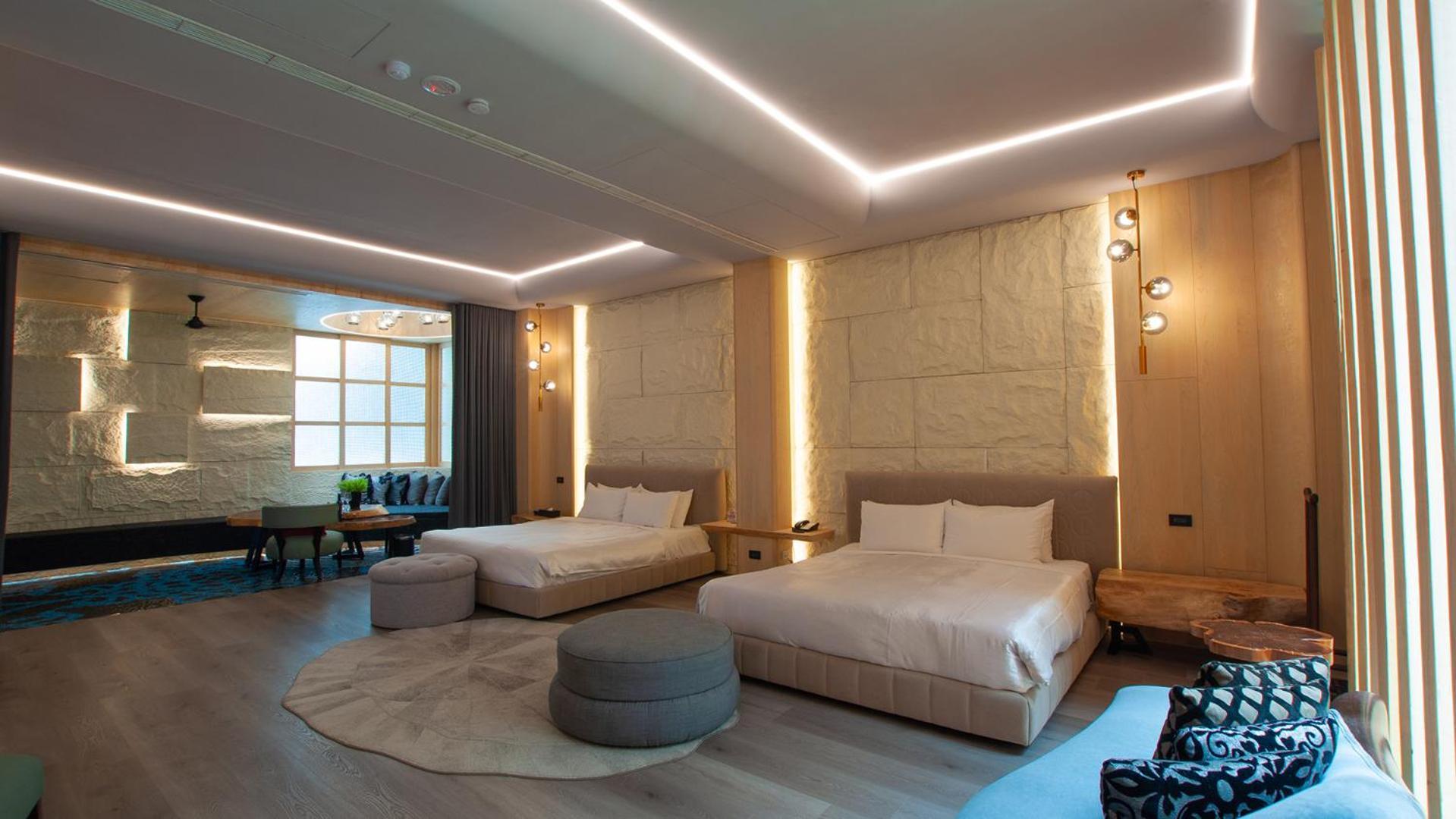Mulan Motel Taichung Exterior foto